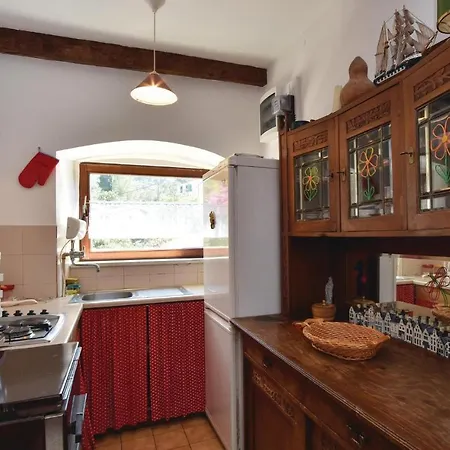 Two-bedroom In Stomorska