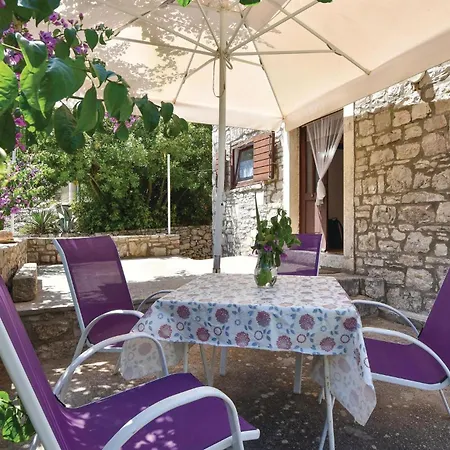 Two-bedroom In * Stomorska