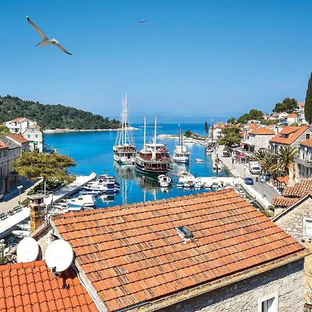Appartamento 2 Bedroom Lovely In